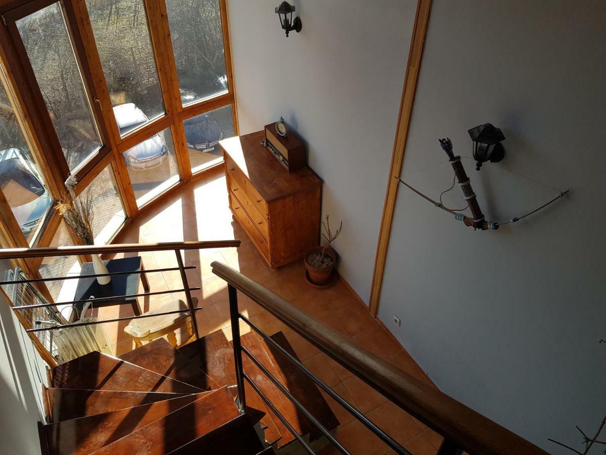 Penthouse Apartament 2 Floors, 2 Bedroom , 2 Bath, 120 Sqm , Inside Yard Parking คลูจ-นาโปกา ภายนอก รูปภาพ